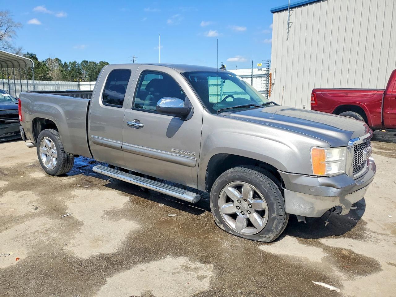 2013 GMC Sierra