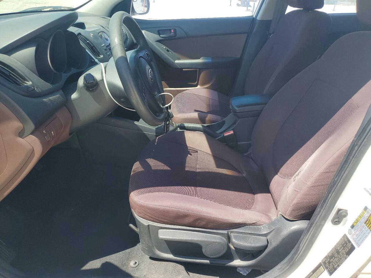 2010 KIA FORTE