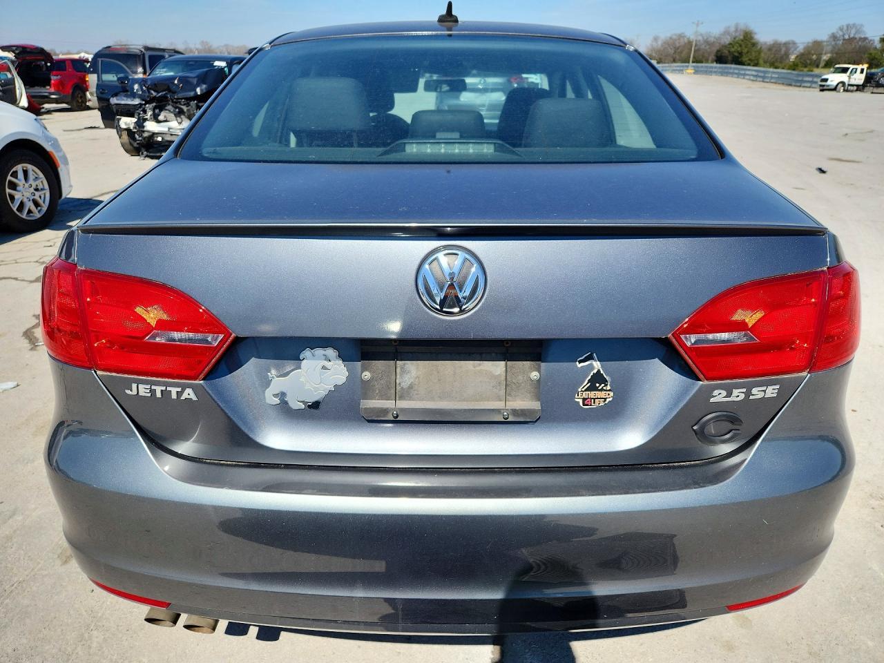 2012 VOLKSWAGEN JETTA