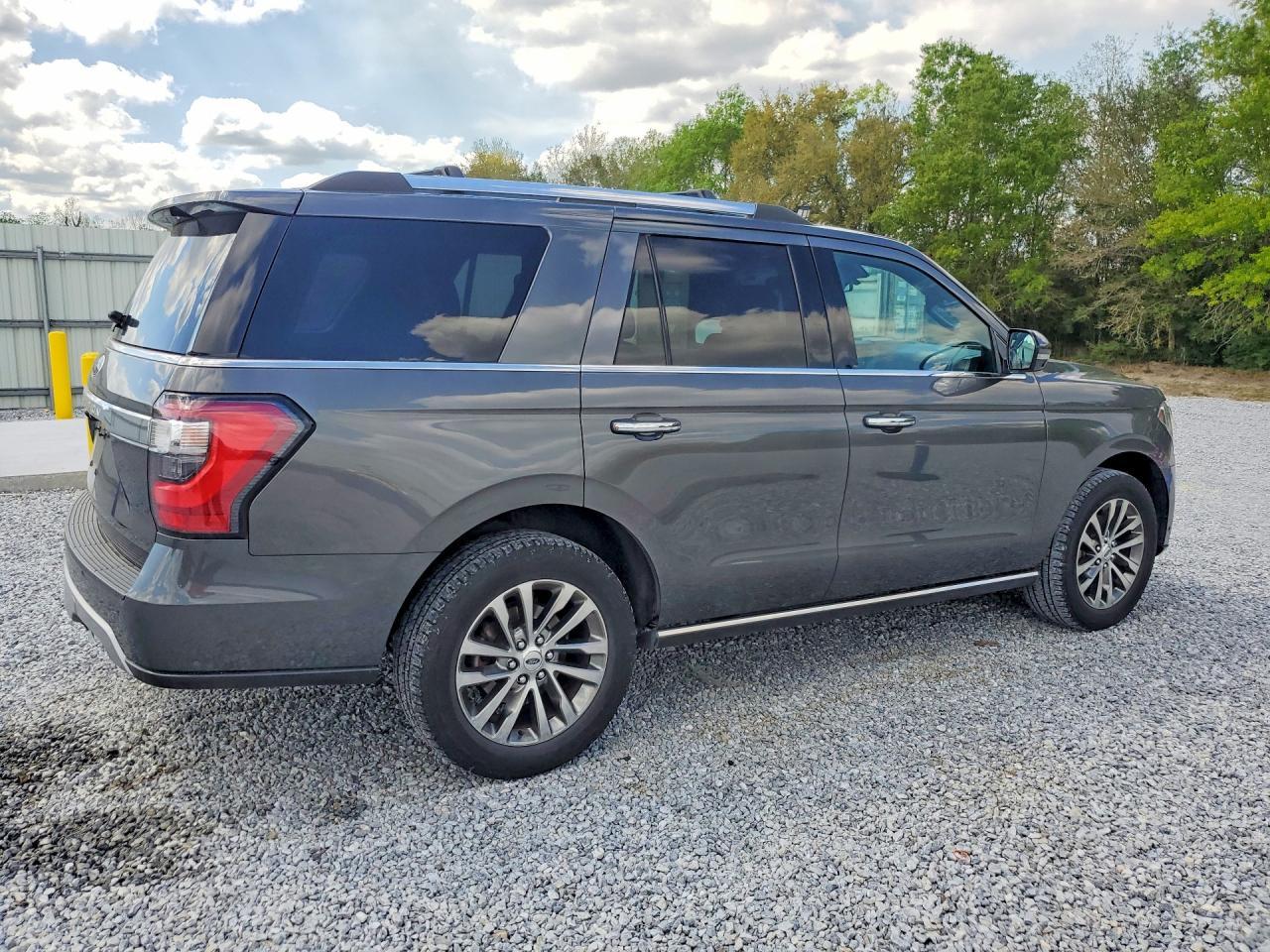 2018 FORD Expedition