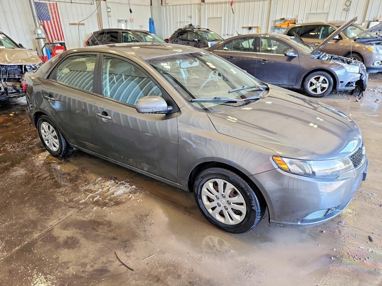 2013 KIA FORTE