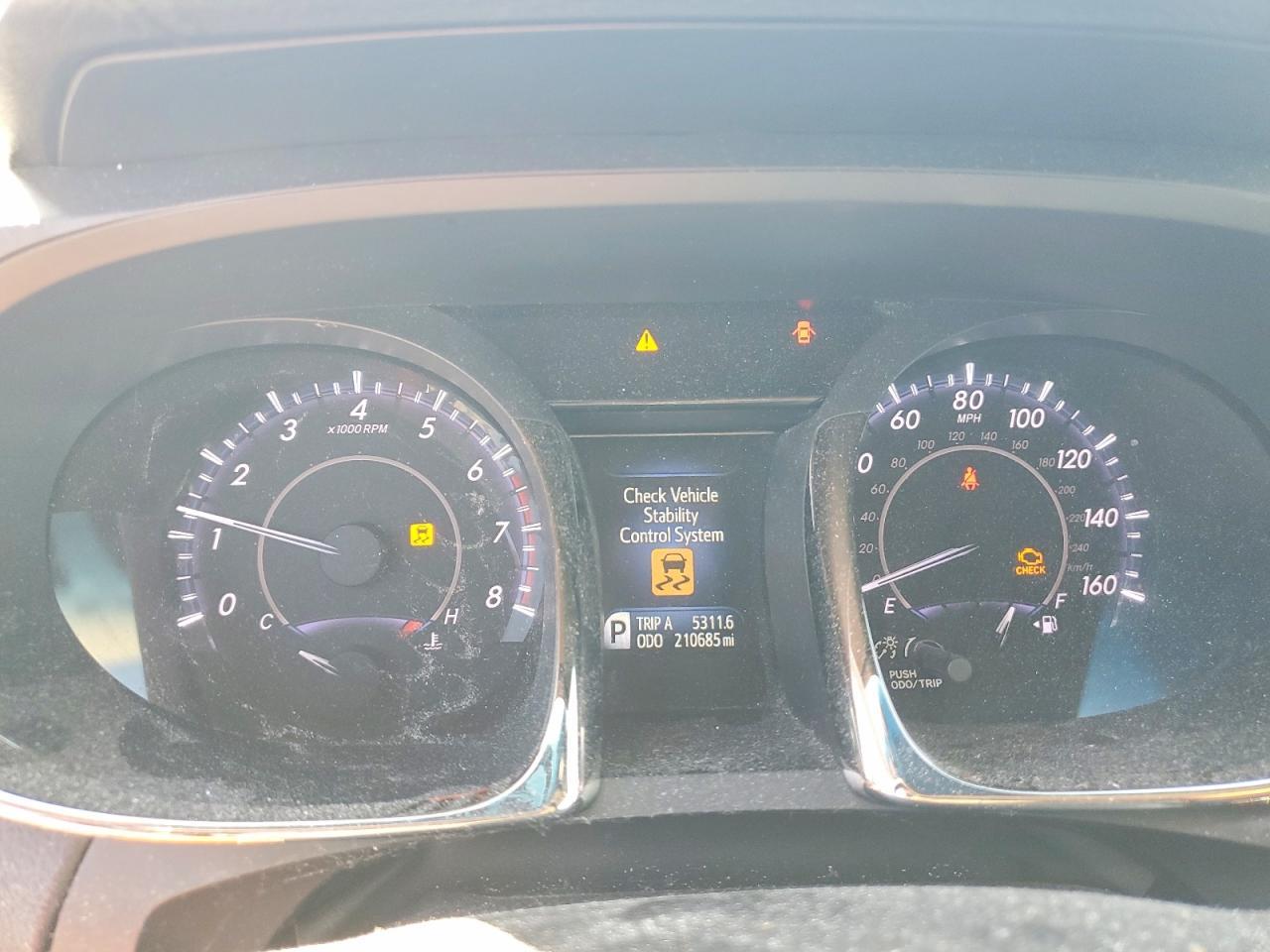2014 TOYOTA Avalon