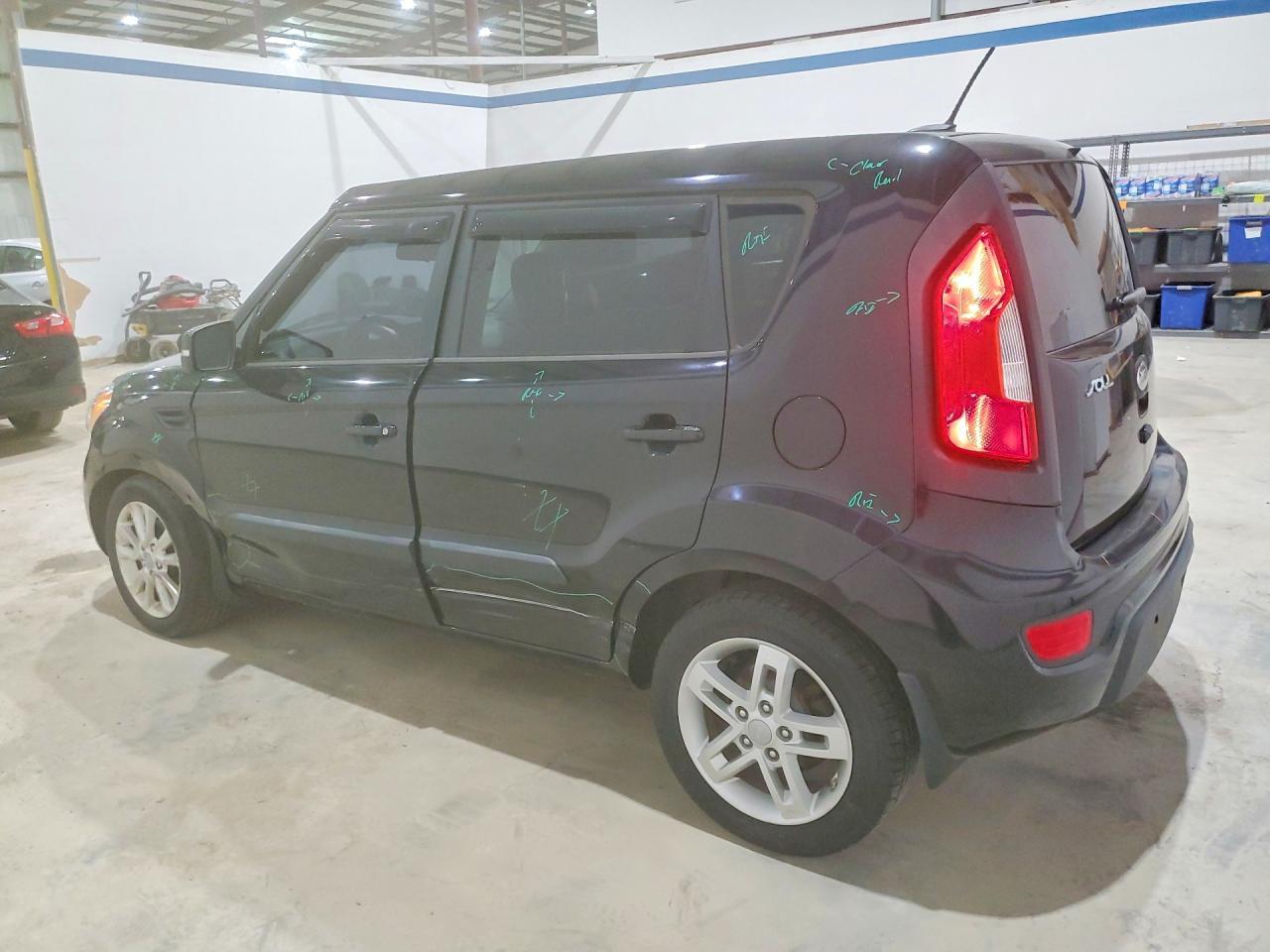 2013 KIA SOUL