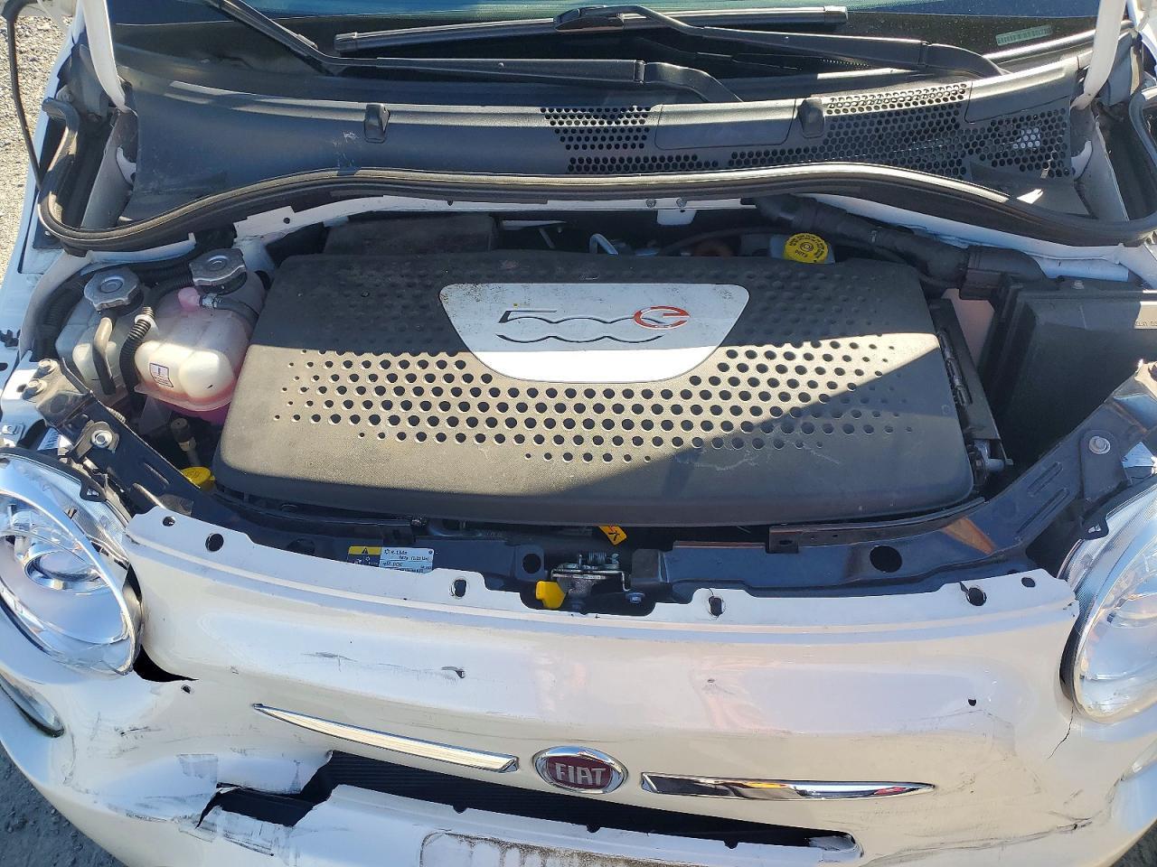 2015 FIAT 500