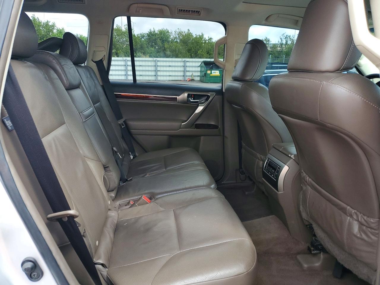 2017 LEXUS GX 460
