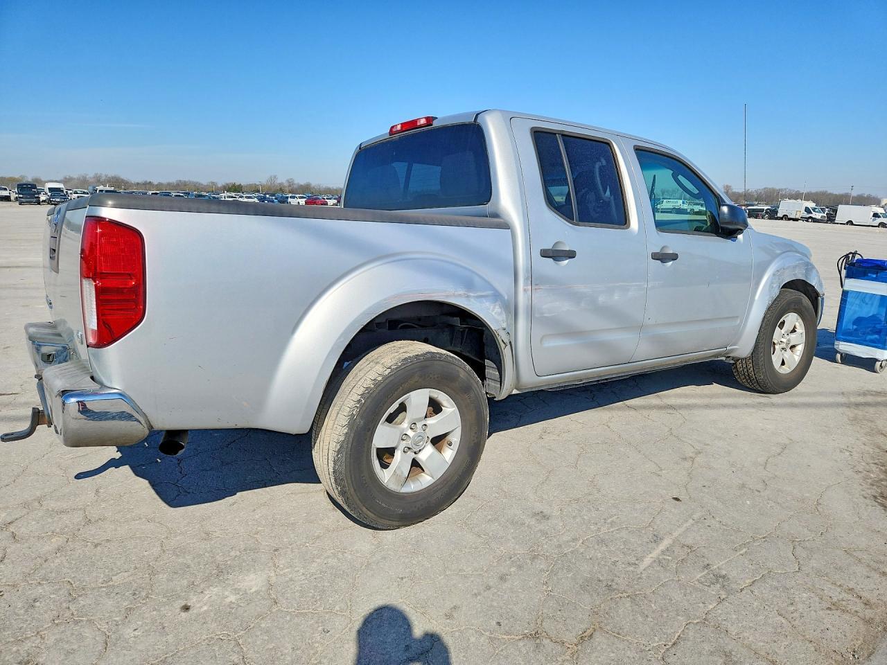 2011 NISSAN Frontier