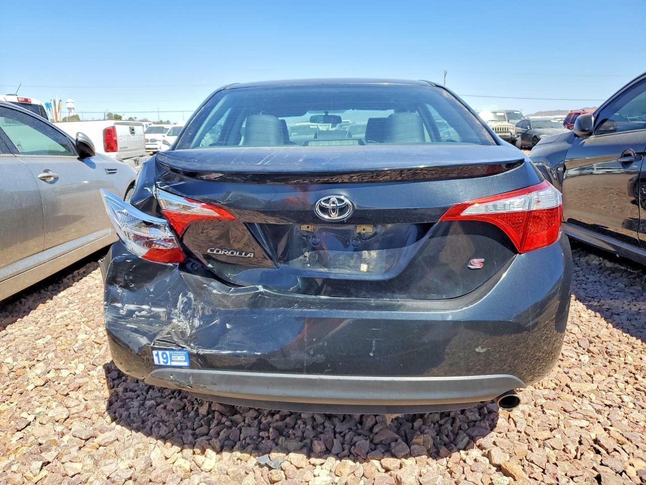 2015 TOYOTA COROLLA