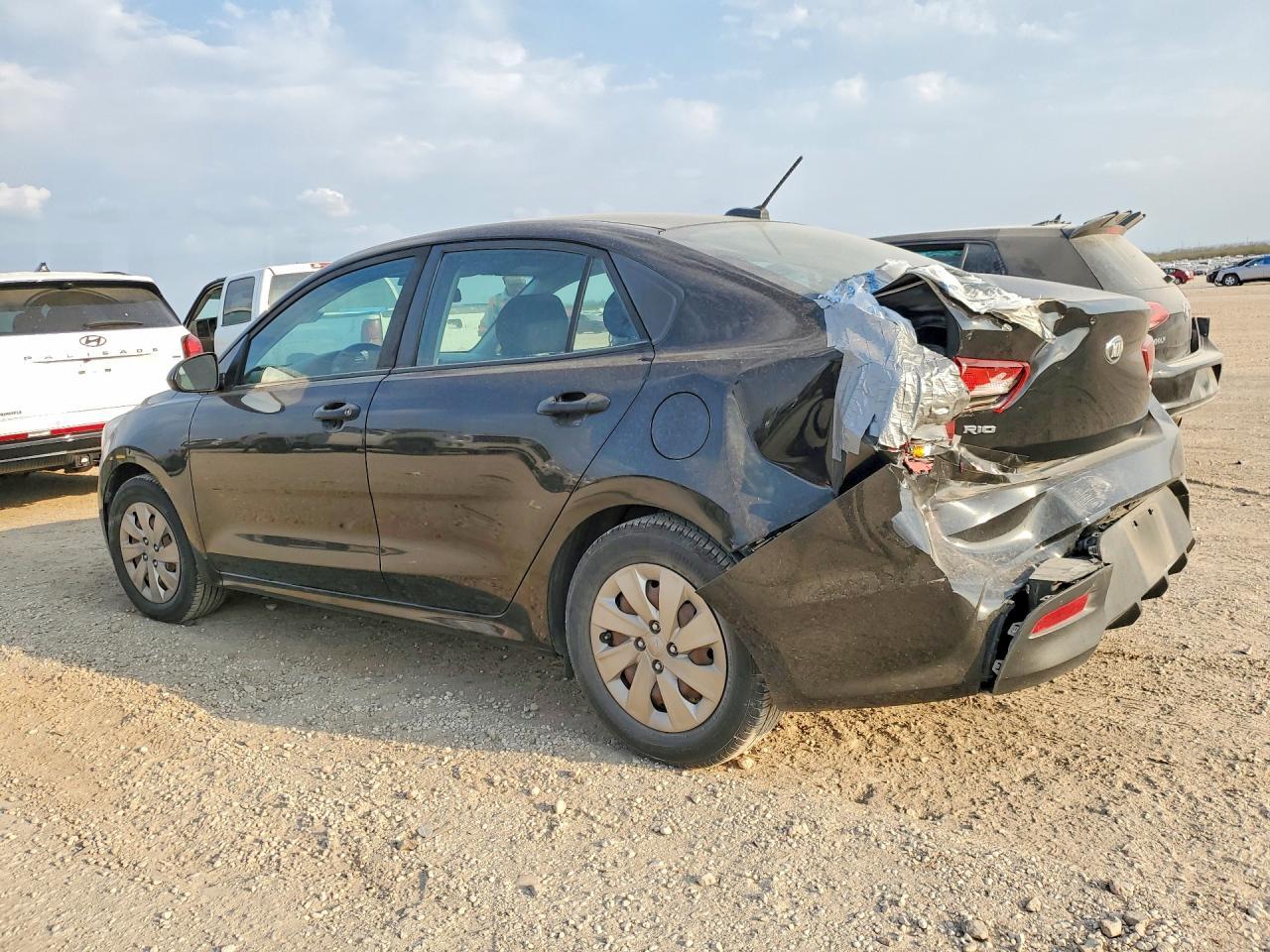 2018 KIA RIO