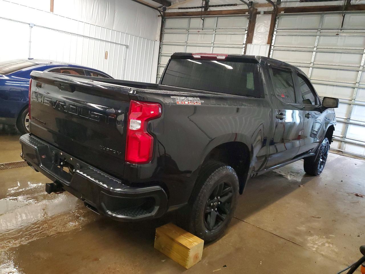 2021 CHEVROLET Silverado