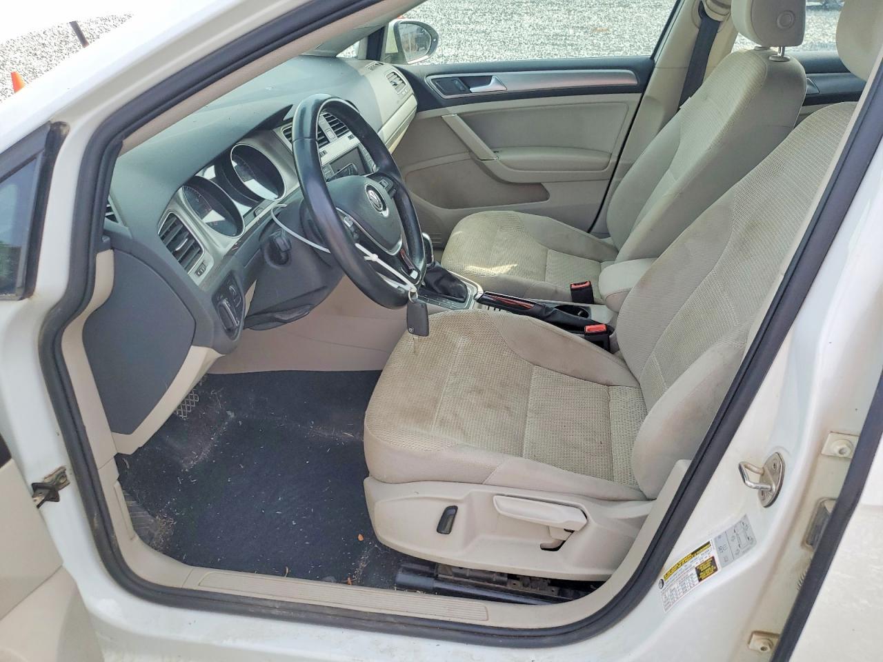 2017 VOLKSWAGEN GOLF