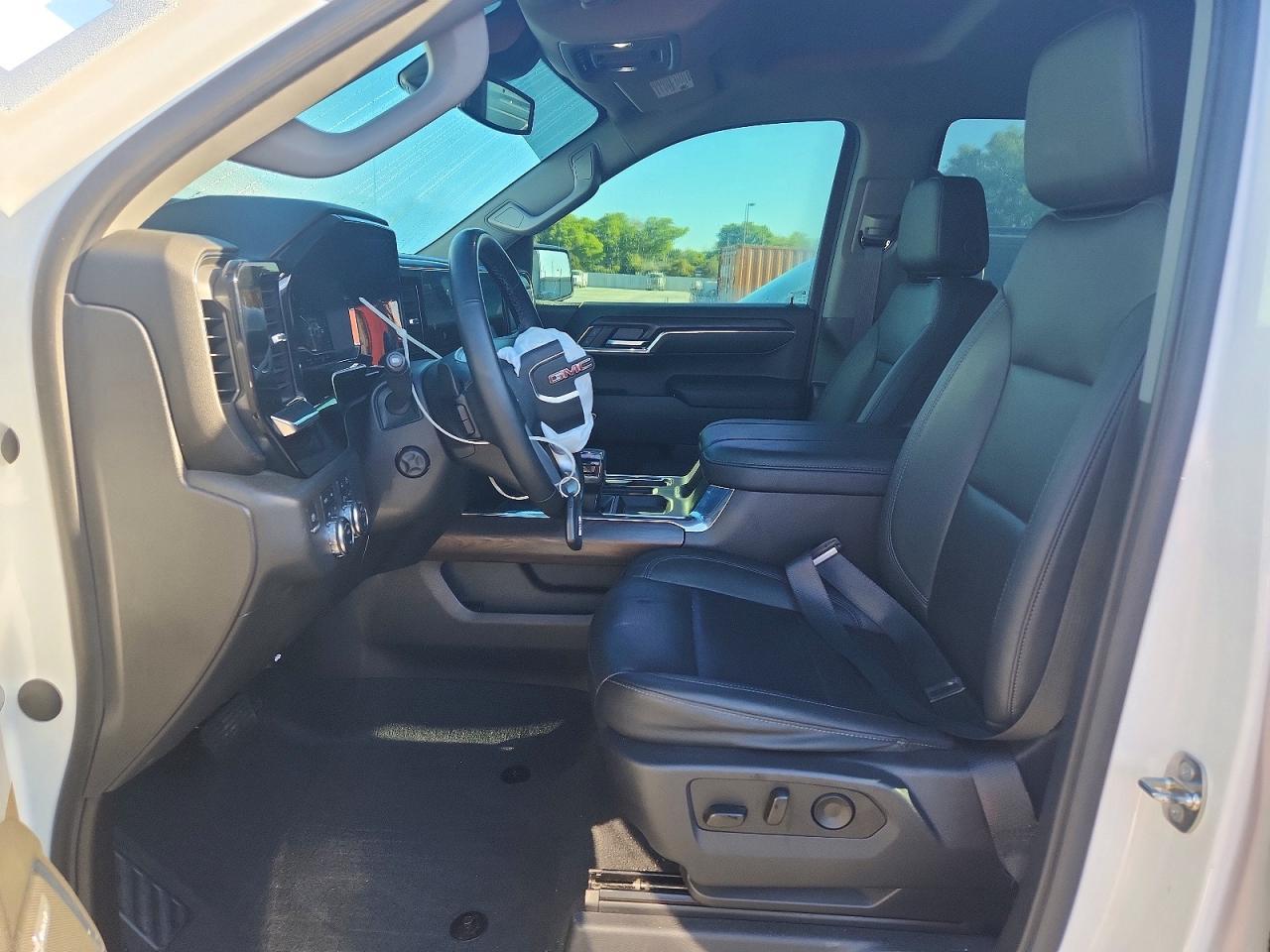 2024 GMC Sierra