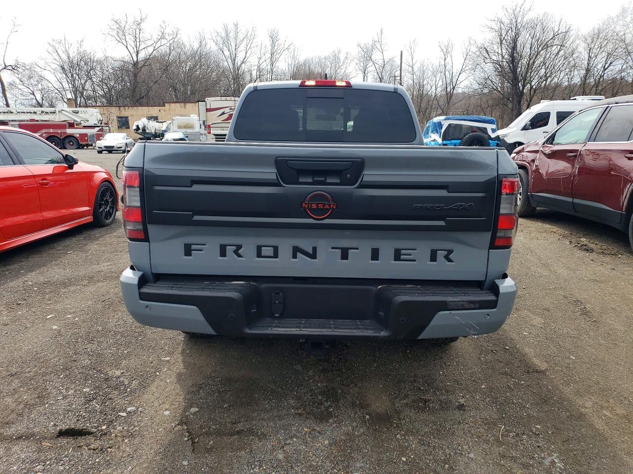 2026 NISSAN Frontier