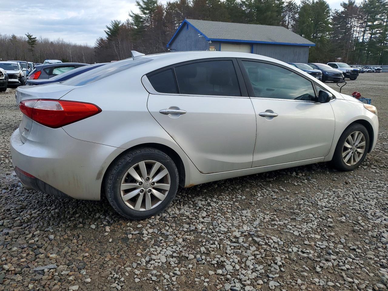 2014 KIA FORTE