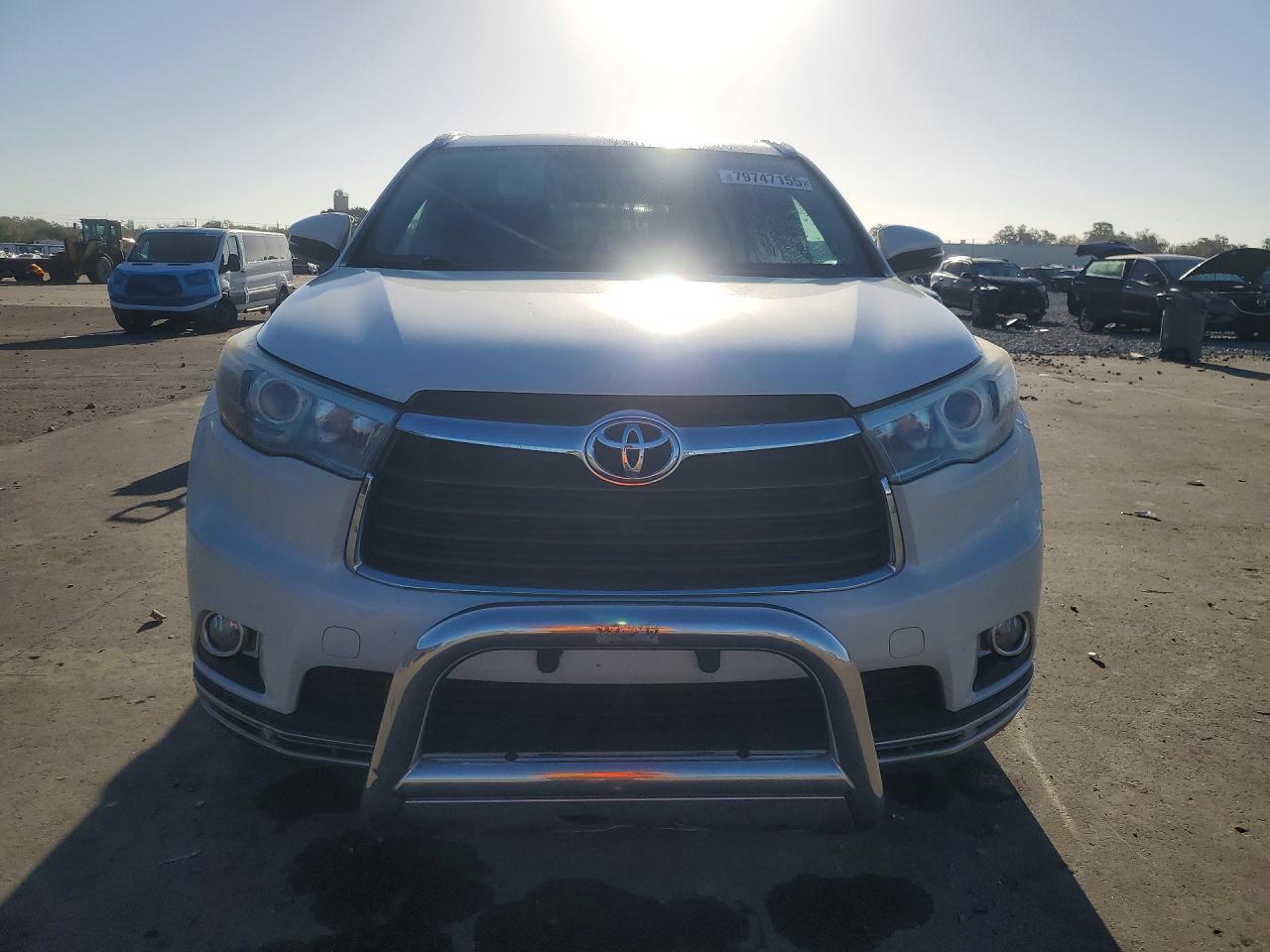 2016 TOYOTA HIGHLANDER
