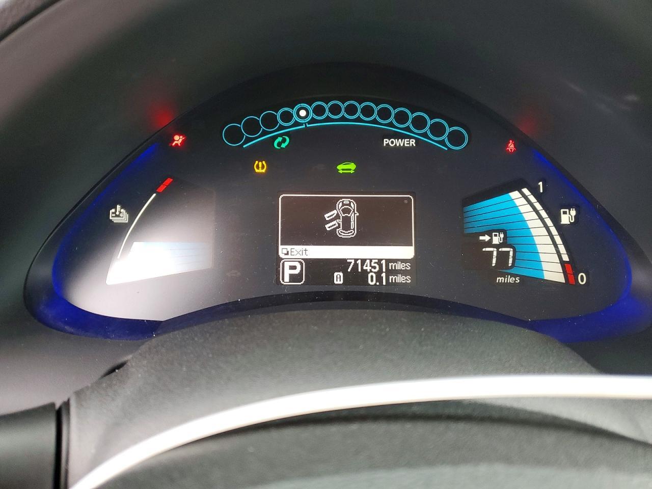 2015 NISSAN LEAF