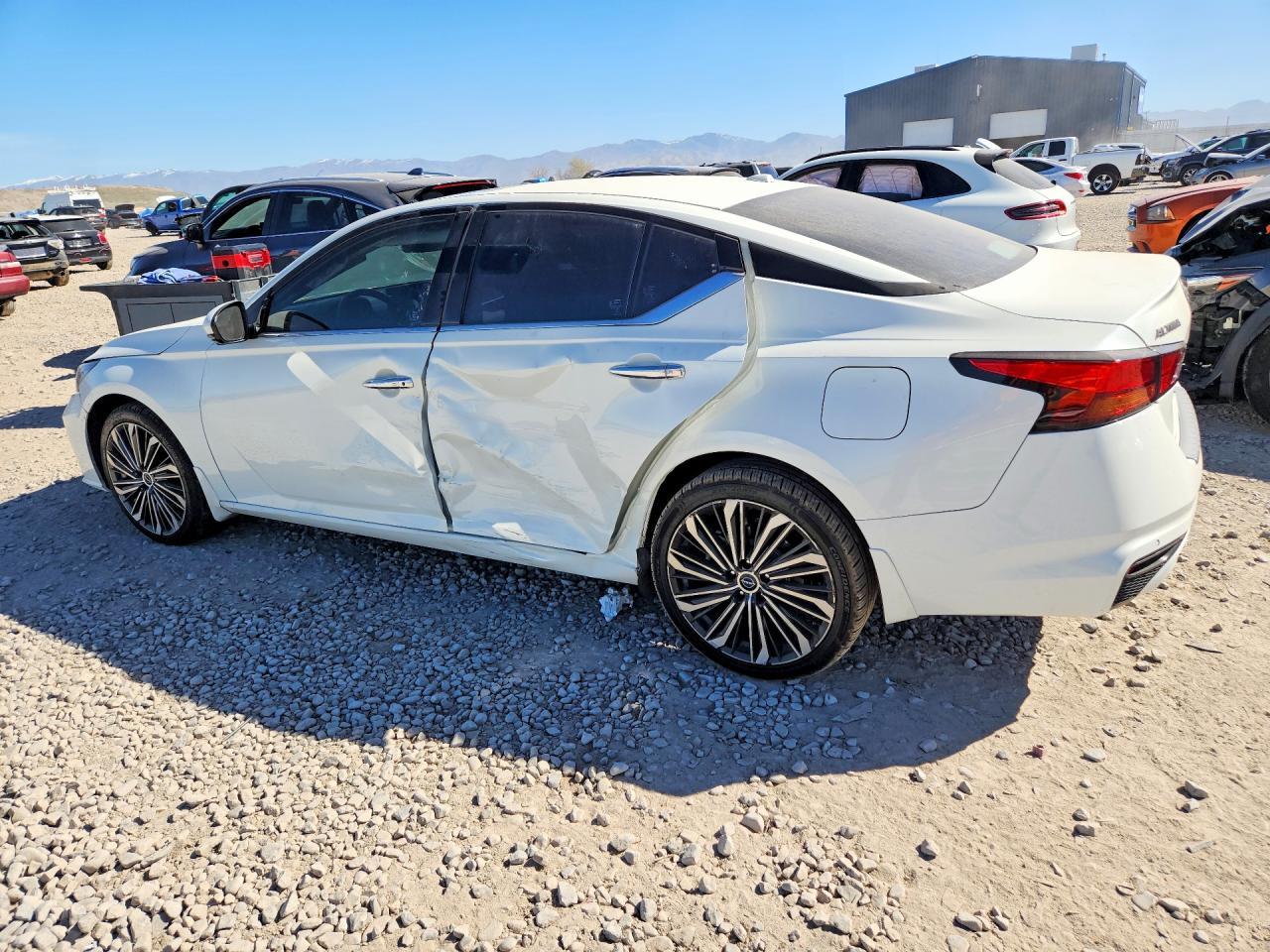 2023 NISSAN ALTIMA