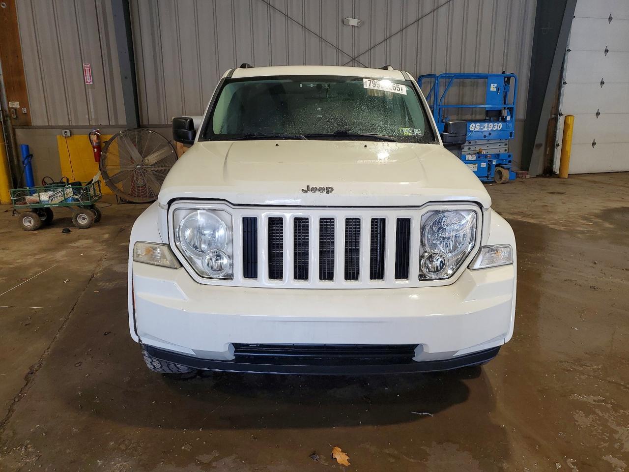 2008 JEEP Liberty