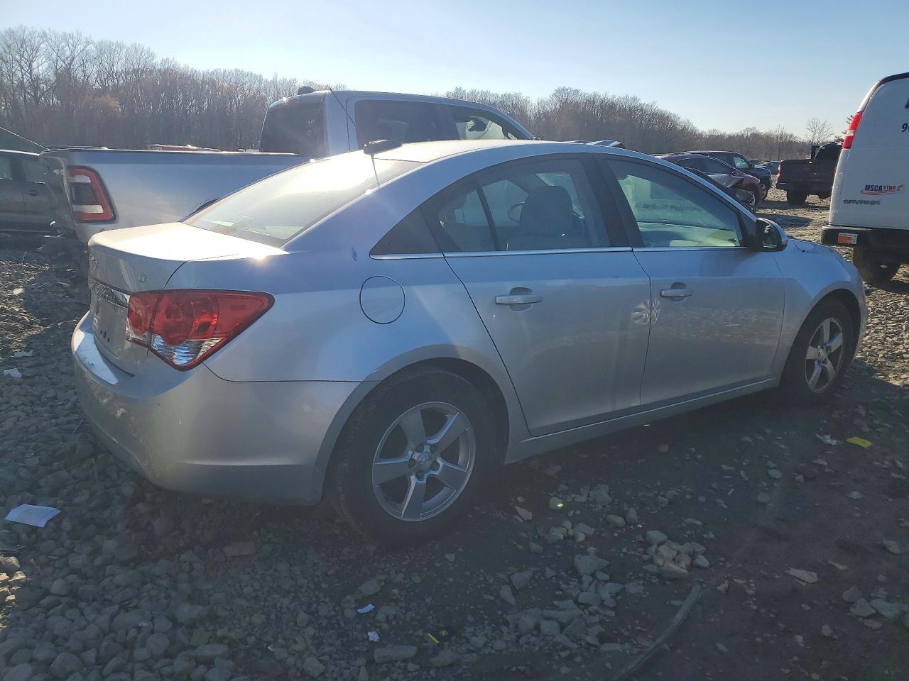 2016 CHEVROLET CRUZE