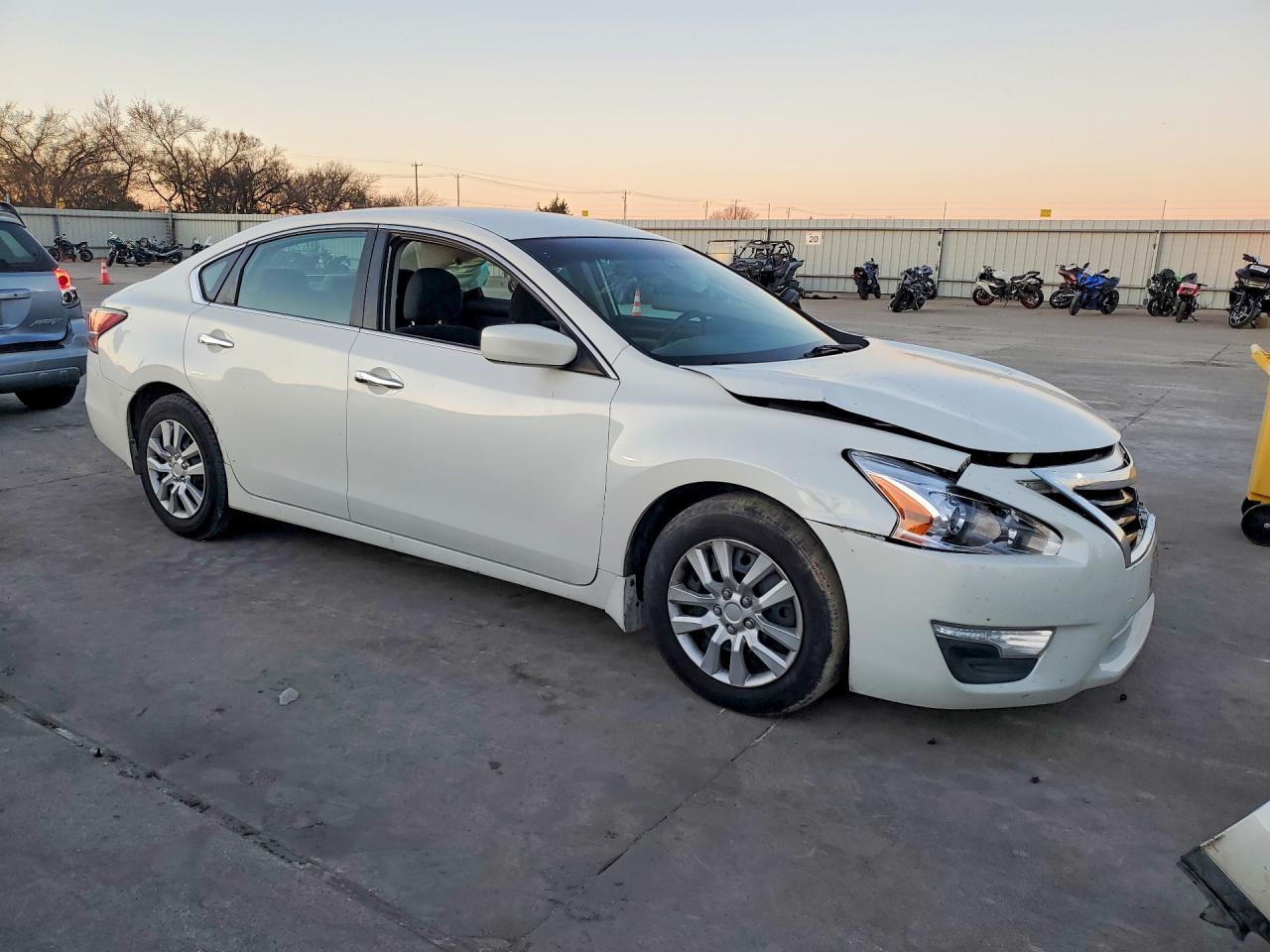 2015 NISSAN ALTIMA