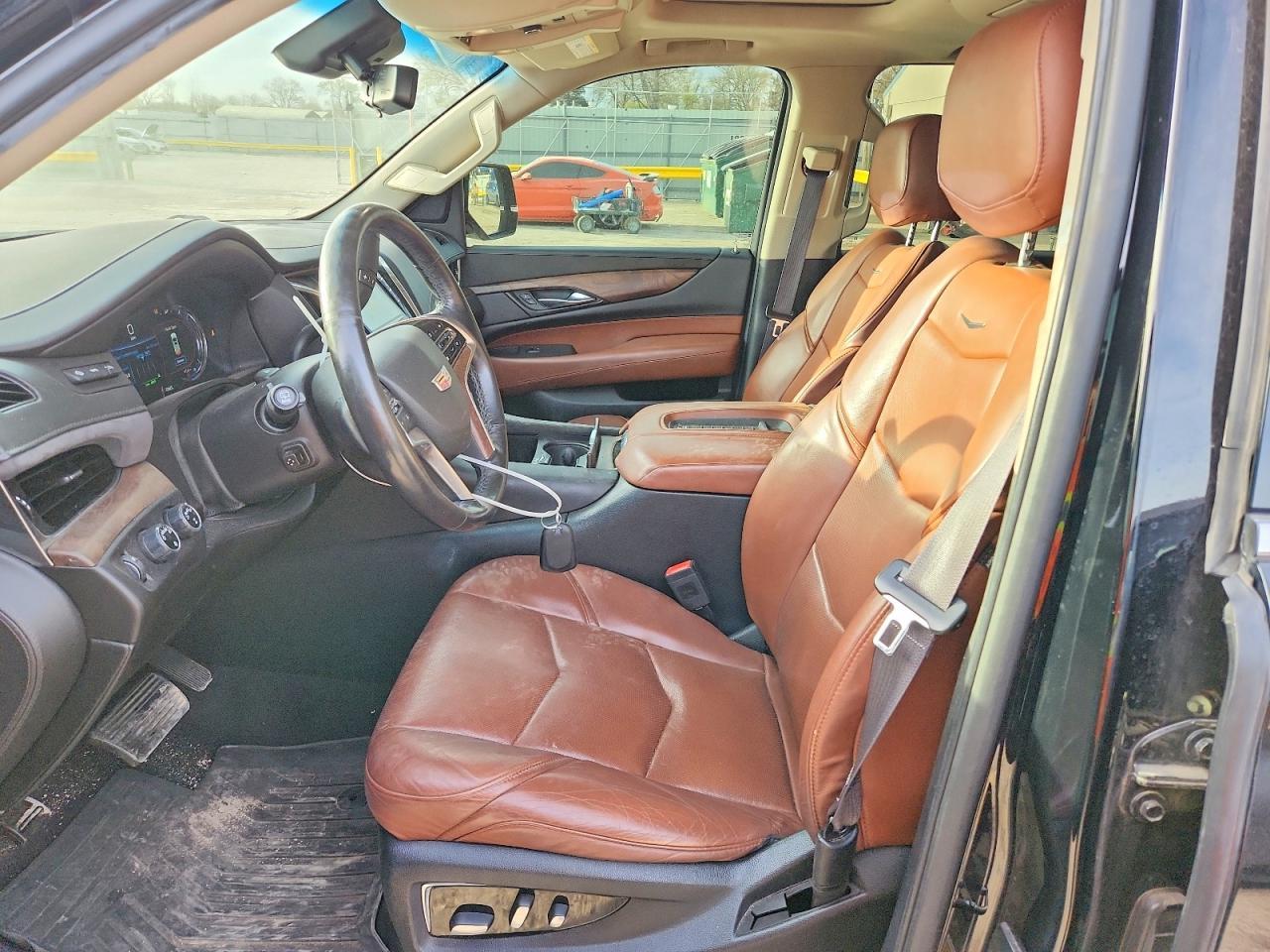 2017 CADILLAC Escalade ESV