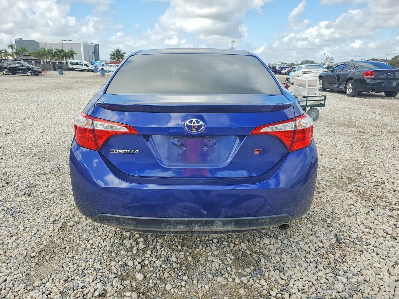 2016 TOYOTA COROLLA