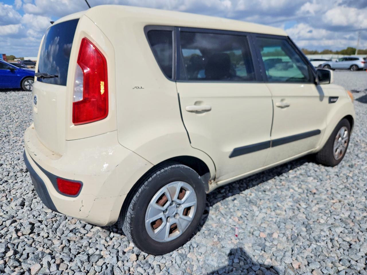 2012 KIA SOUL
