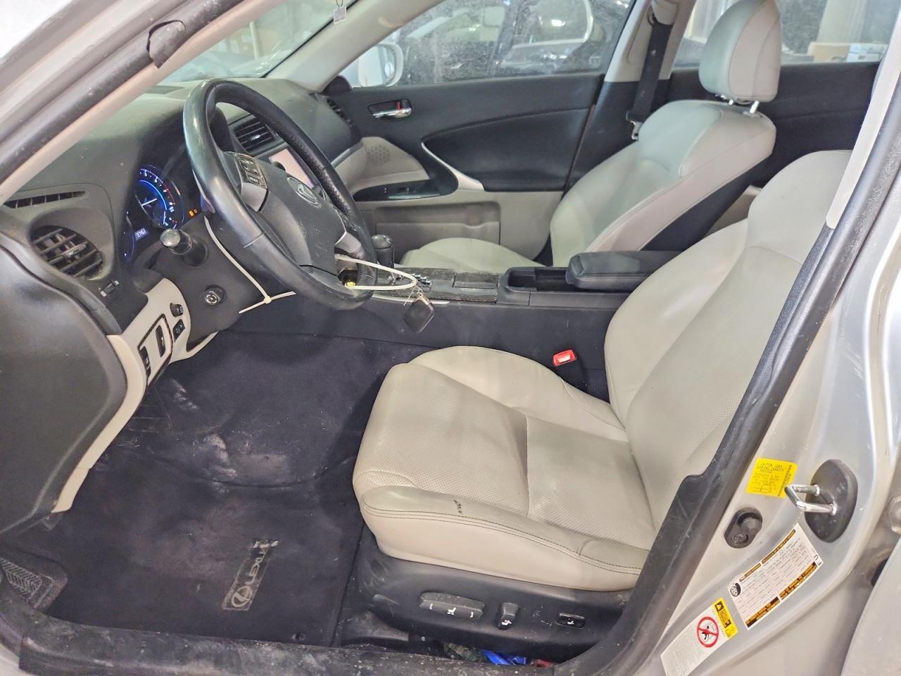2013 LEXUS IS 250
