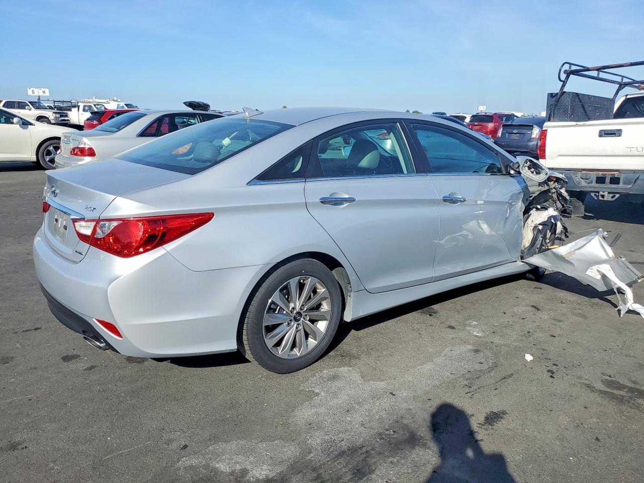 2014 HYUNDAI SONATA