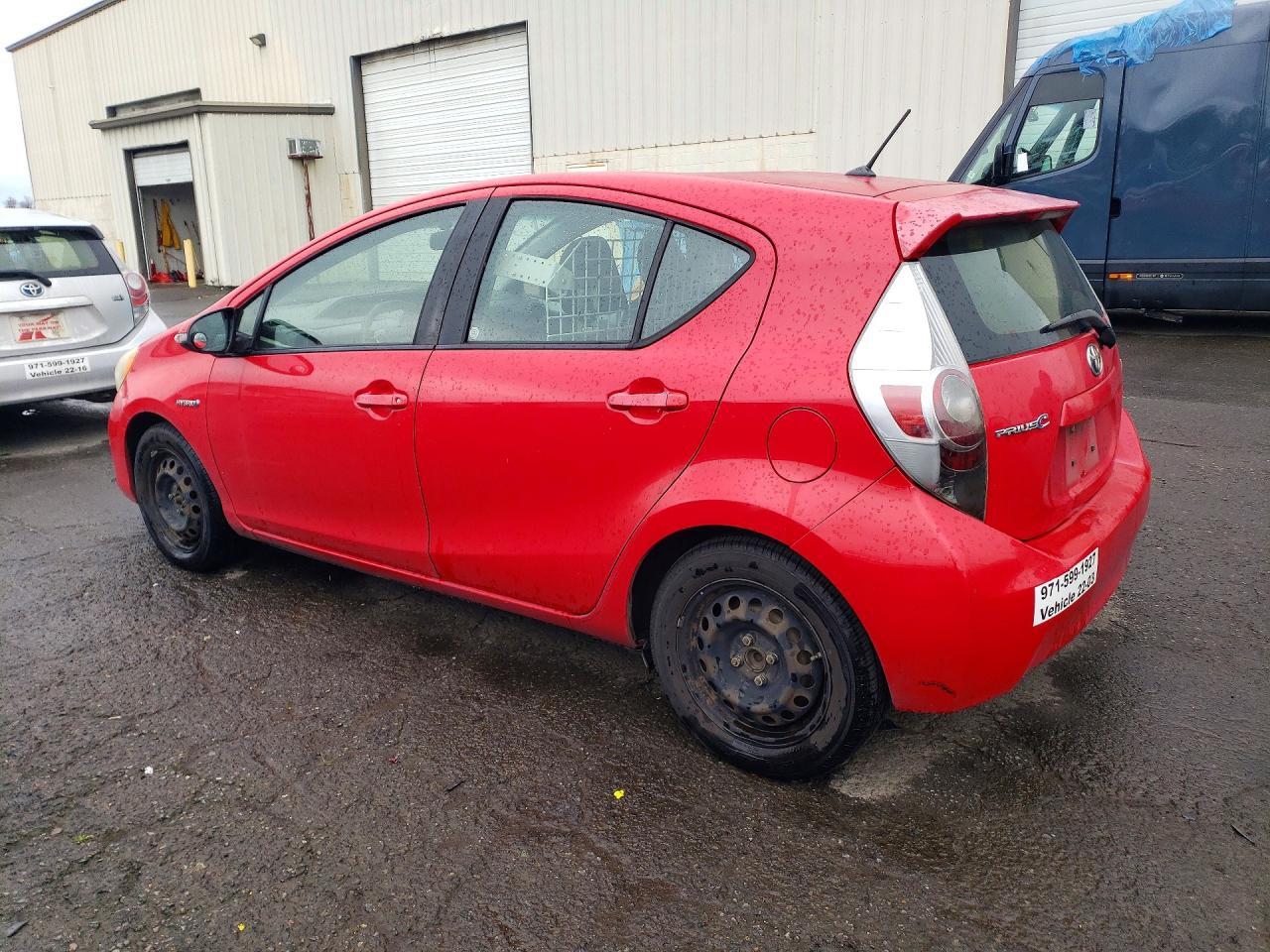 2013 TOYOTA Prius c