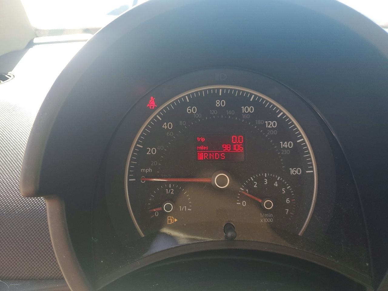 2009 VOLKSWAGEN Beetle