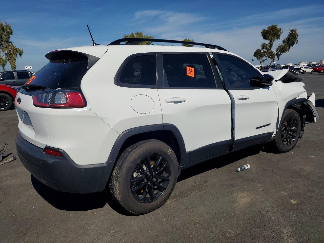 2023 JEEP CHEROKEE