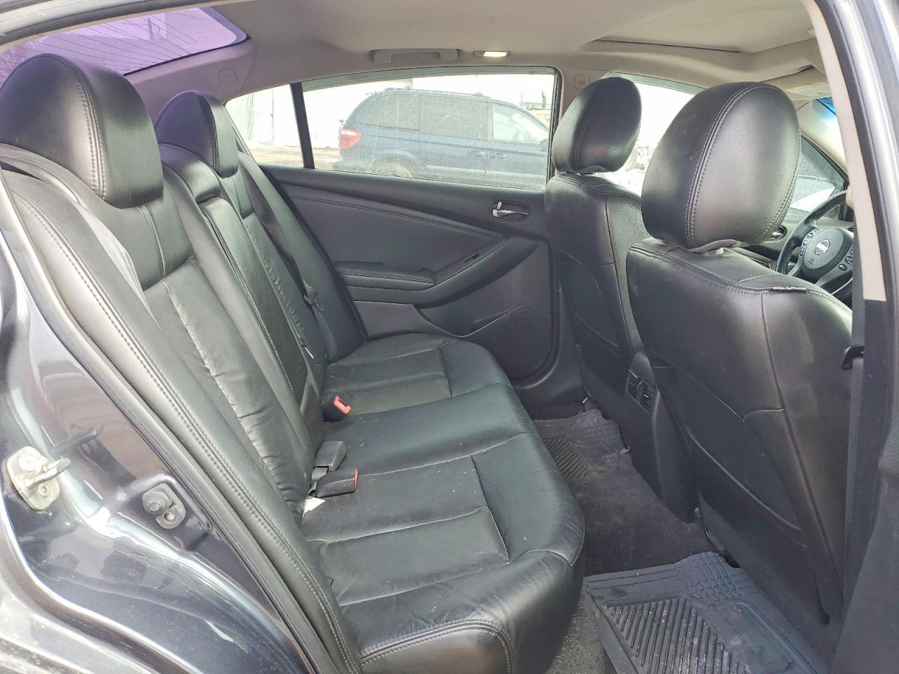 2011 NISSAN ALTIMA