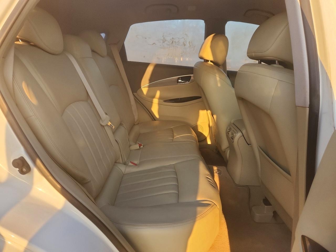 2010 INFINITI EX35