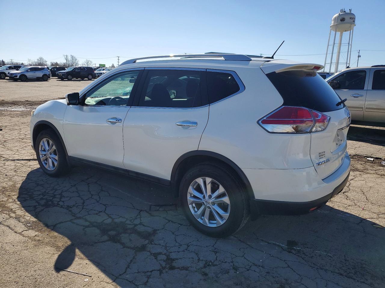 2016 NISSAN ROGUE
