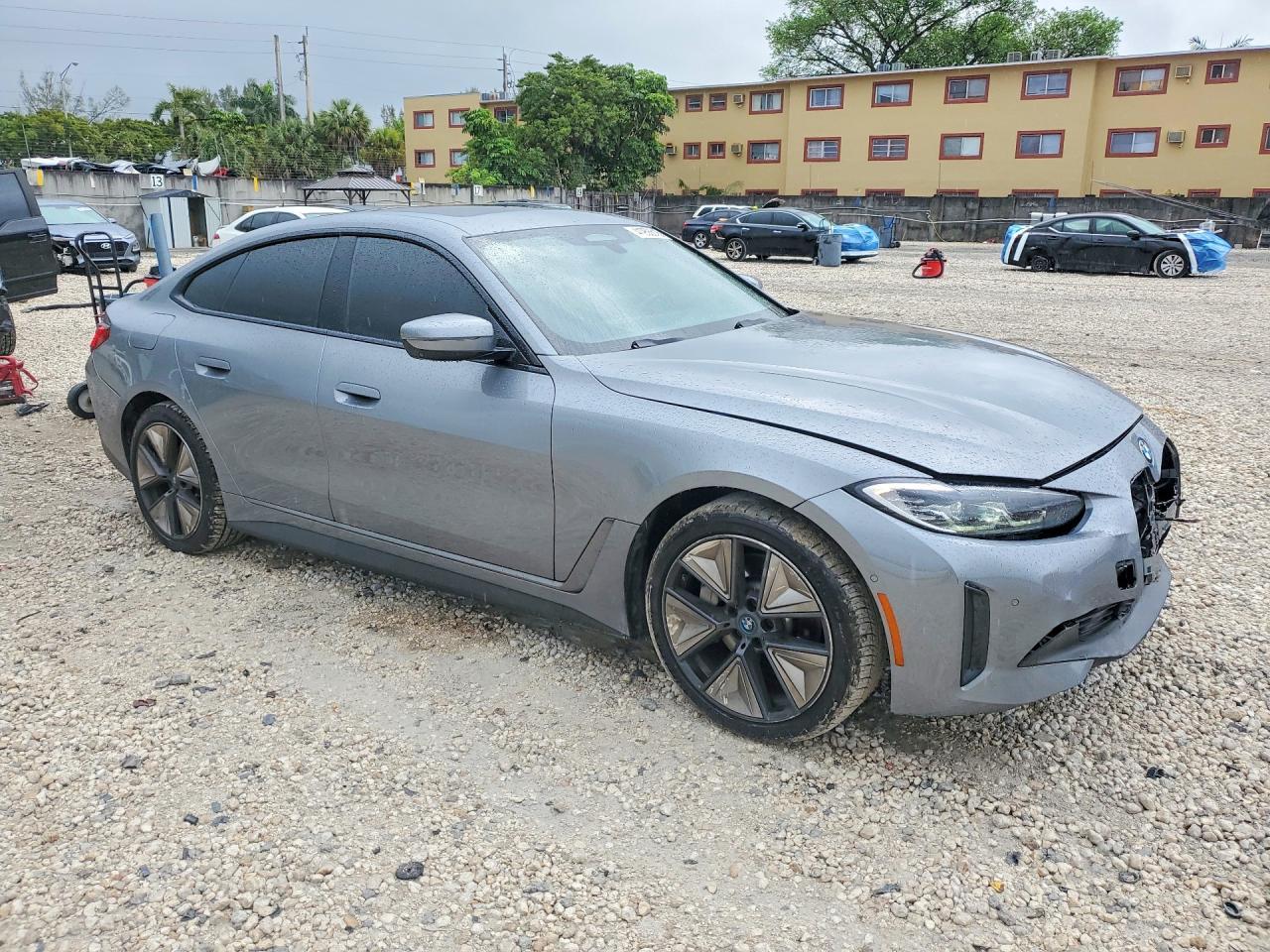 2023 BMW i4