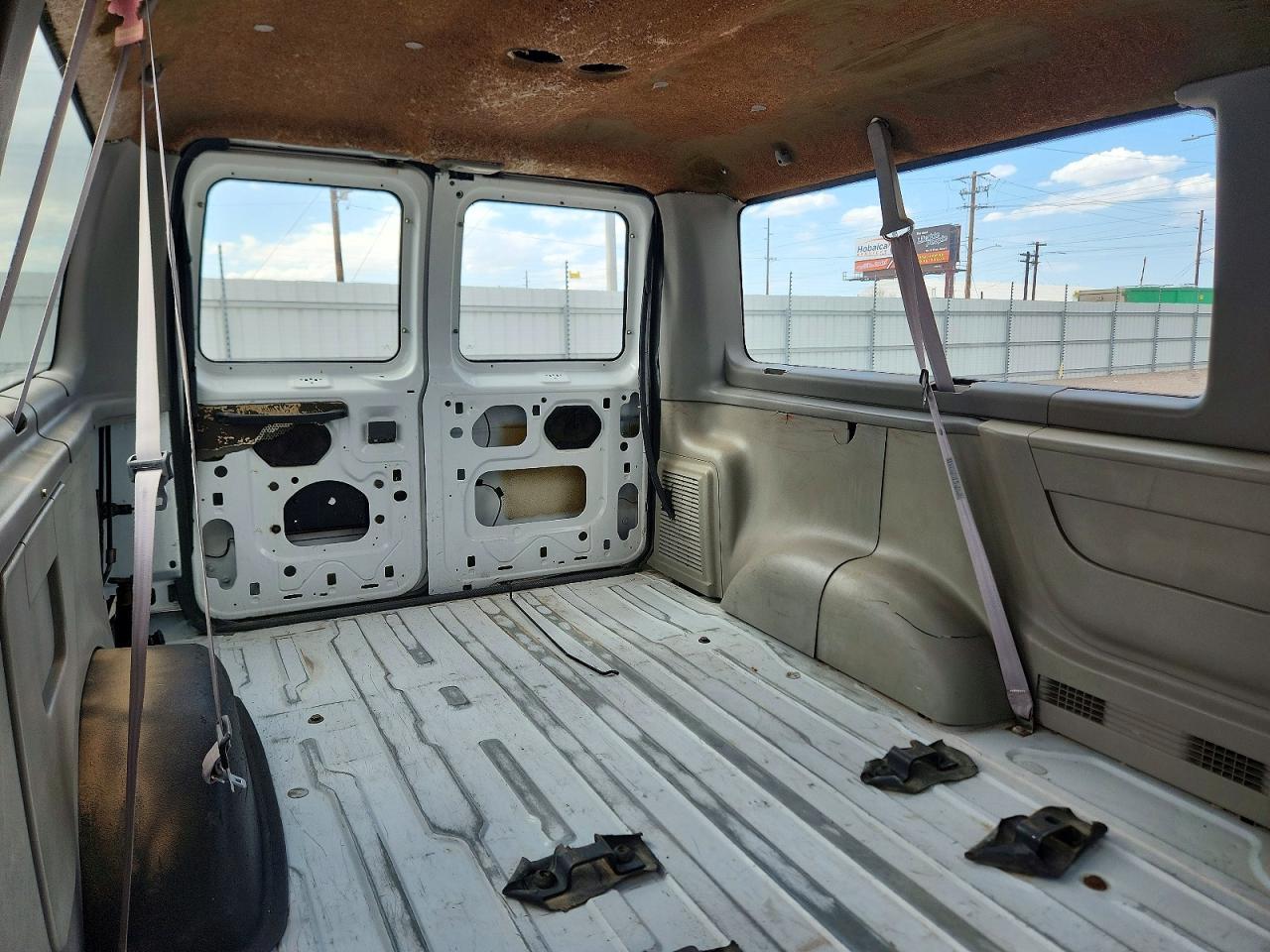 1998 FORD ECONOLINE