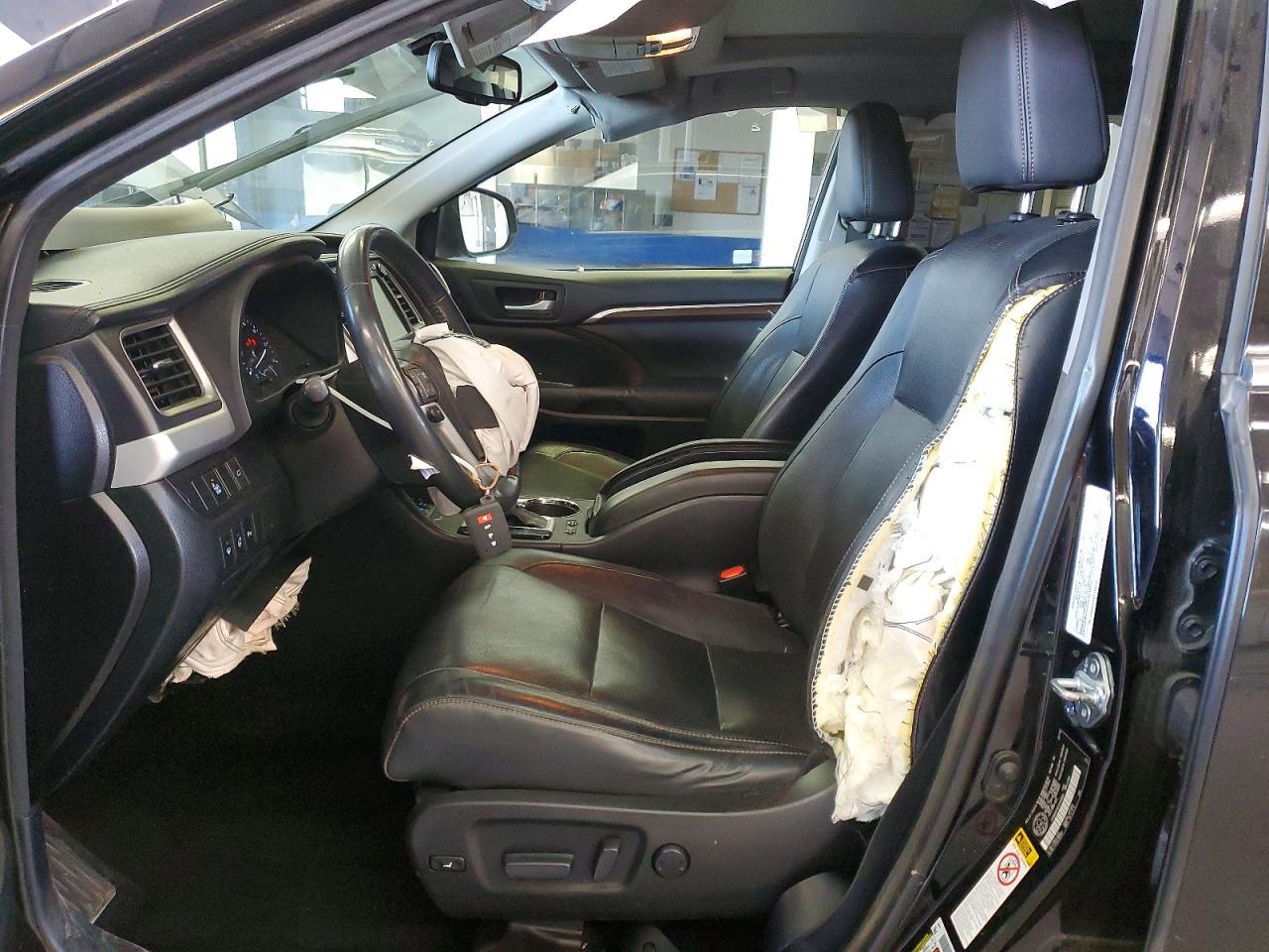 2015 TOYOTA HIGHLANDER