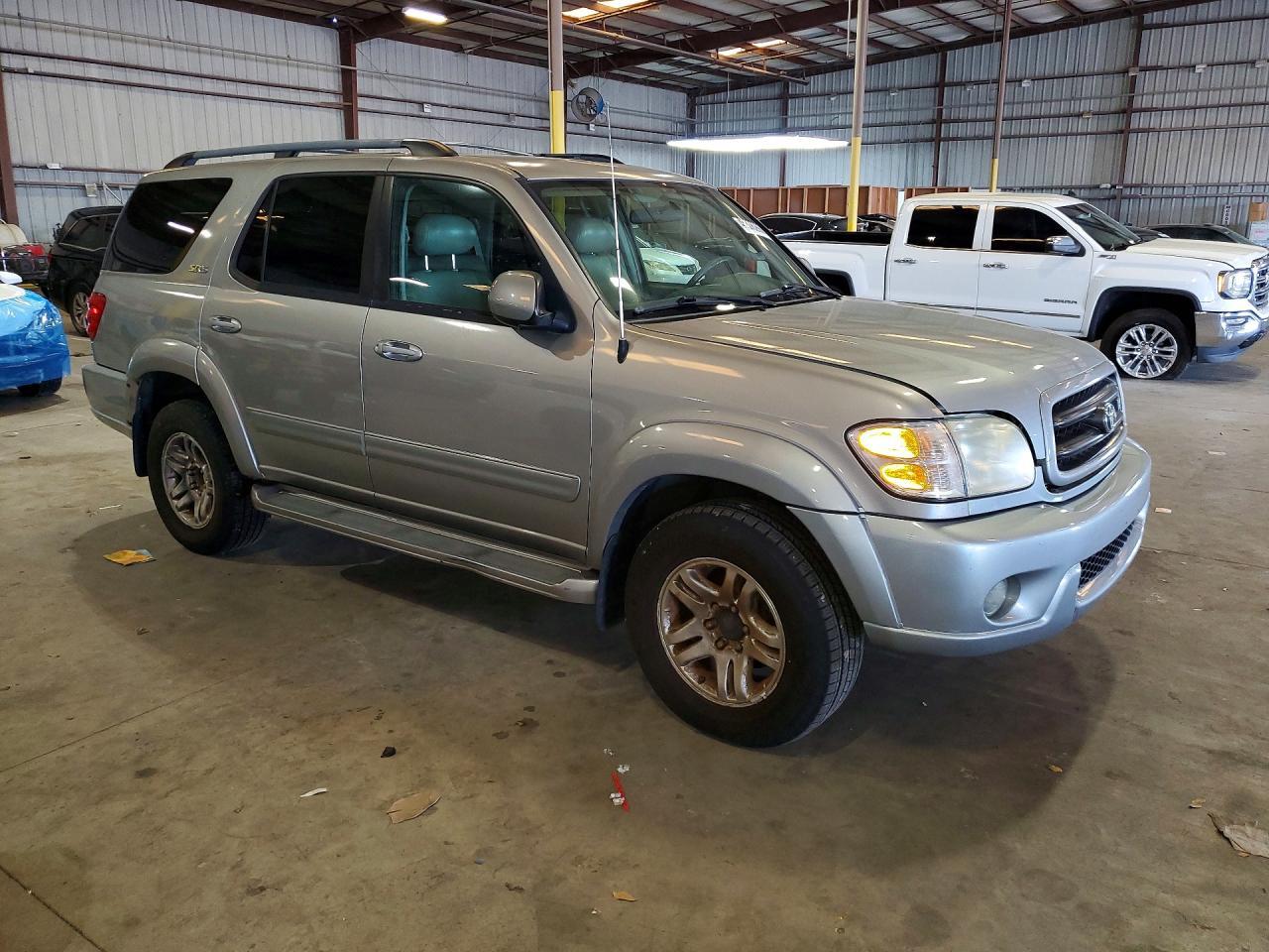 2003 TOYOTA Sequoia