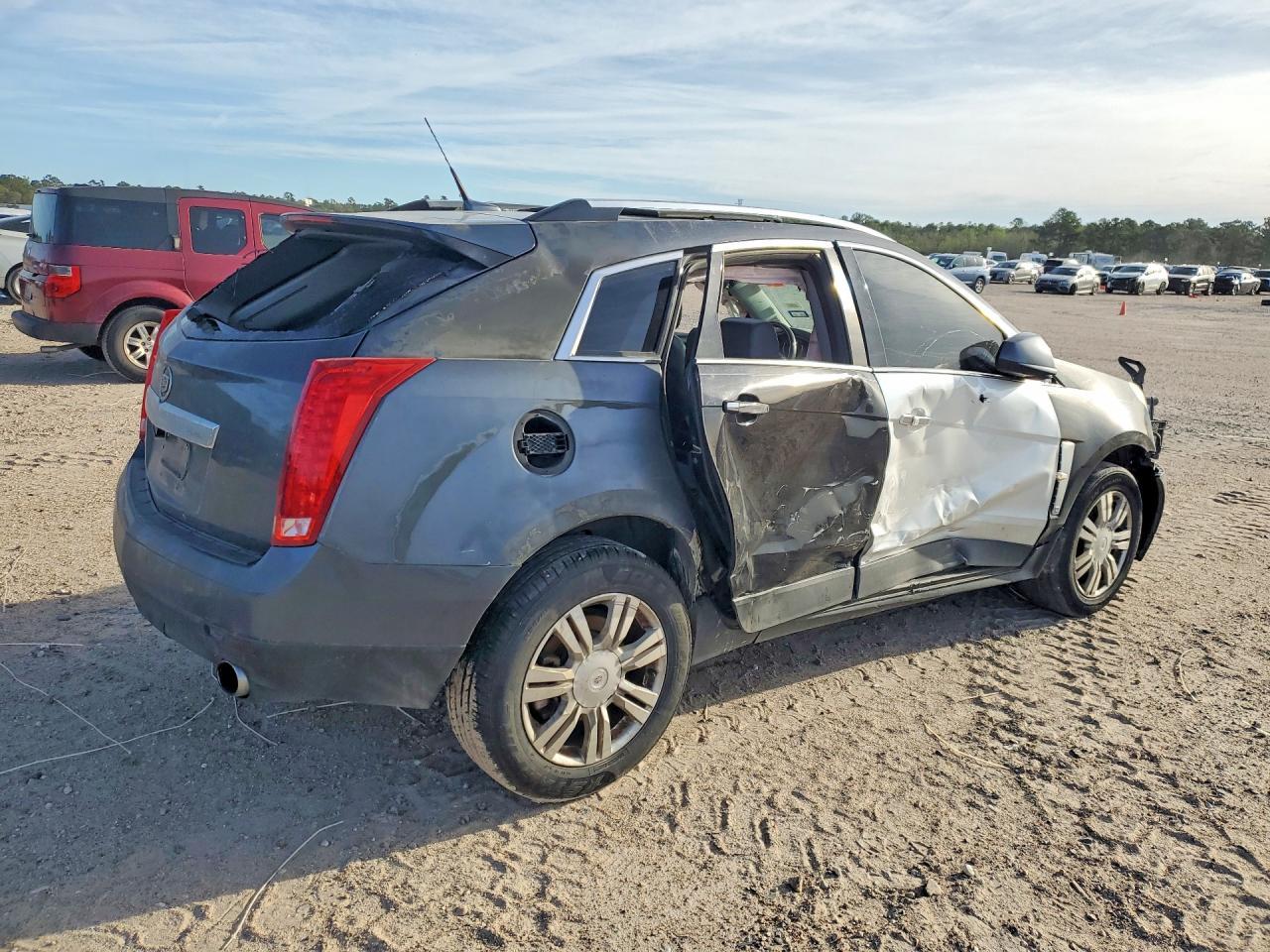 2011 CADILLAC SRX