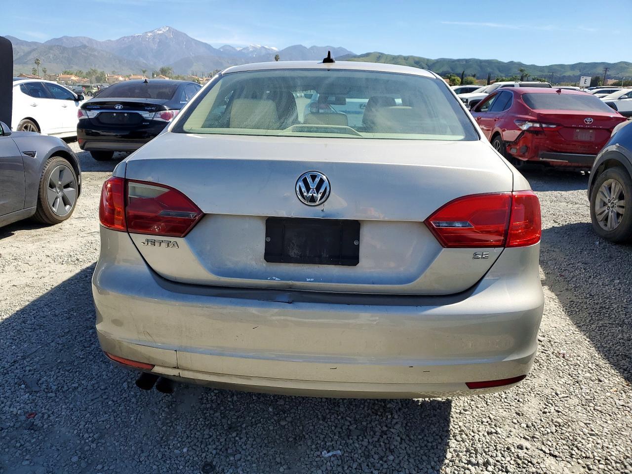 2014 VOLKSWAGEN JETTA