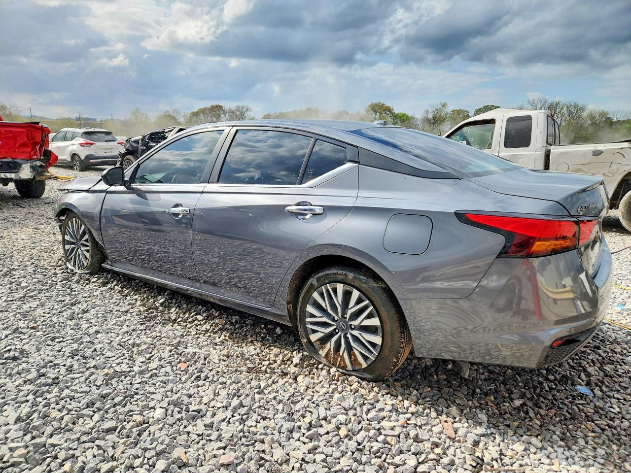 2025 NISSAN ALTIMA