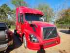2016 VOLVO VNL