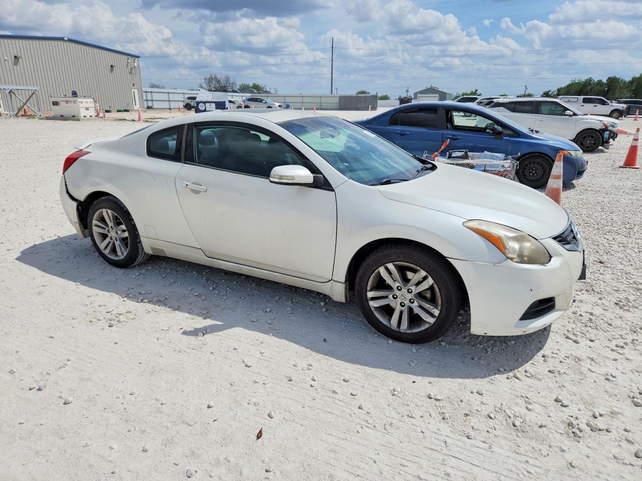 2010 NISSAN ALTIMA