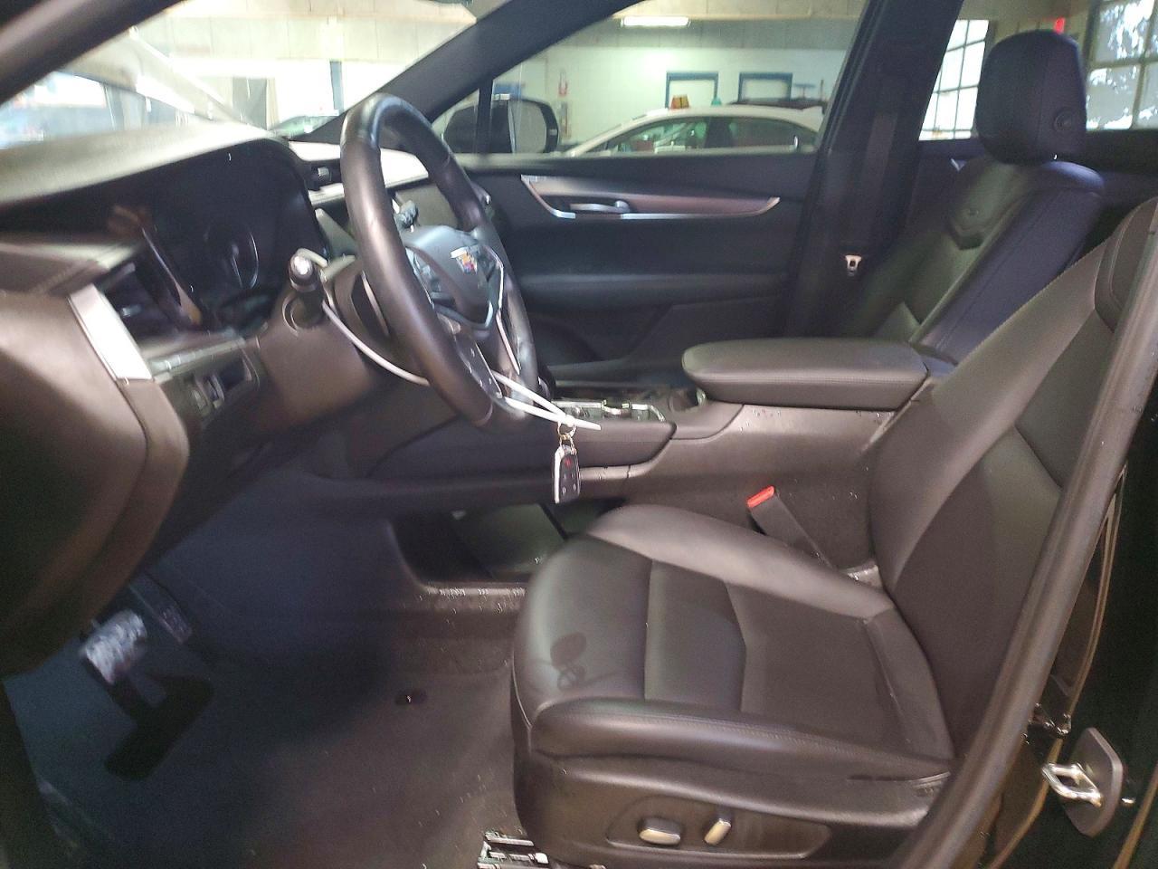 2023 CADILLAC XT5