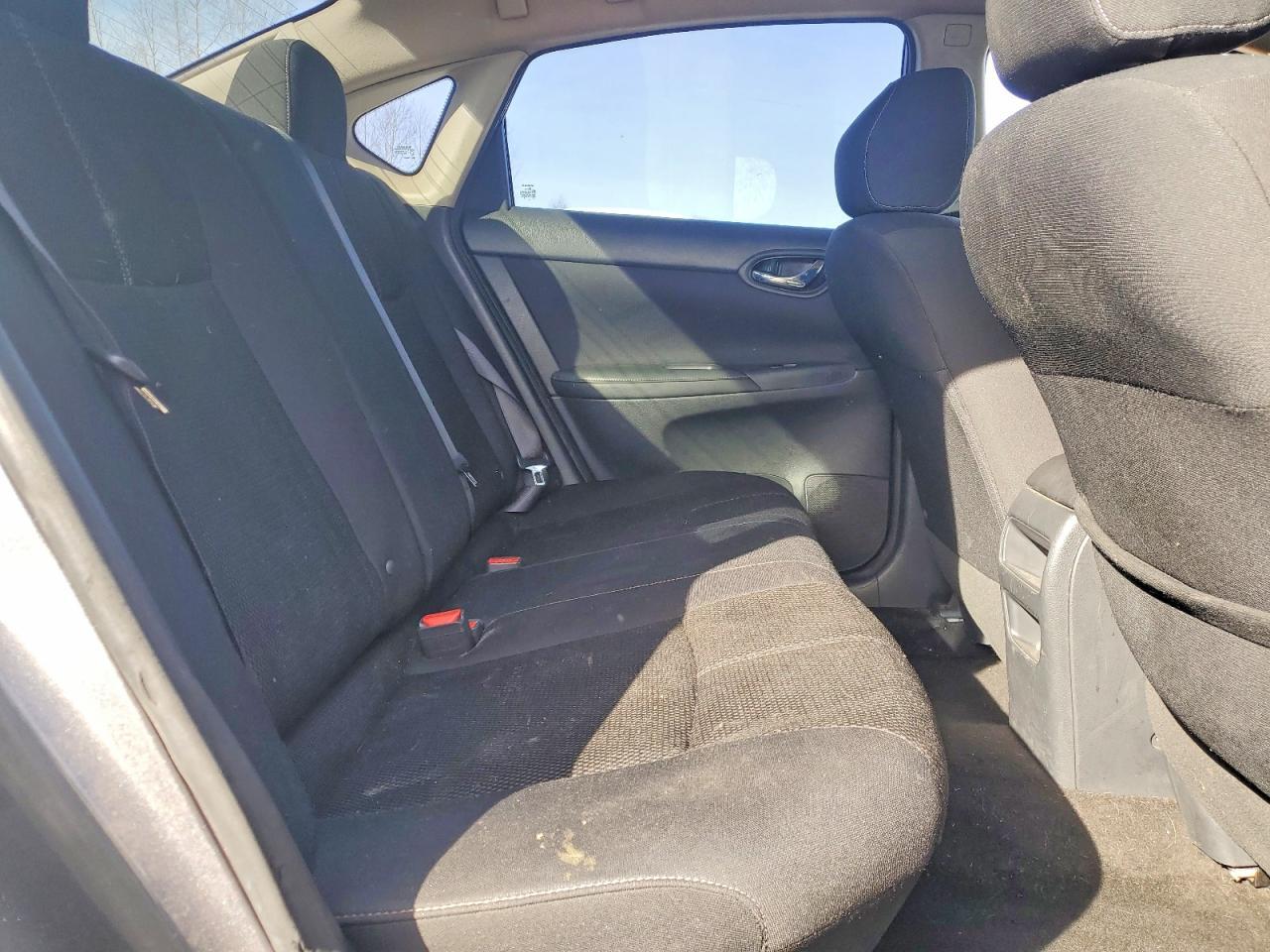 2016 NISSAN SENTRA