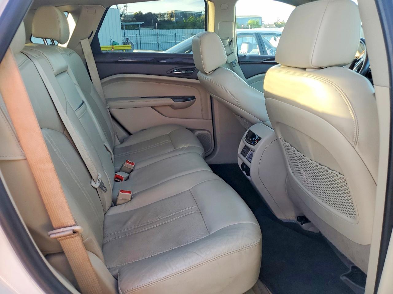 2016 CADILLAC SRX