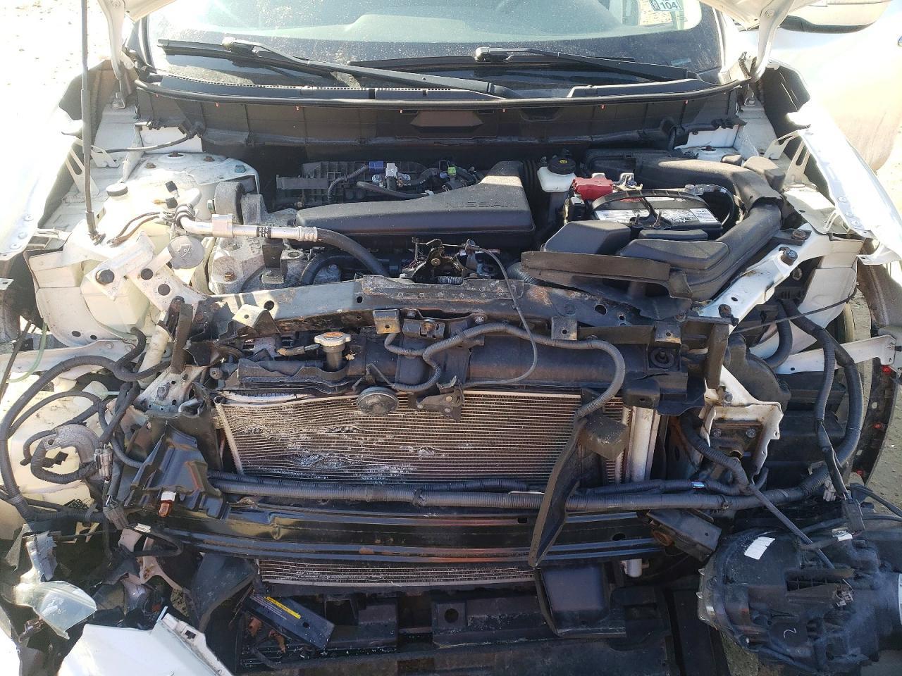 2015 NISSAN ROGUE