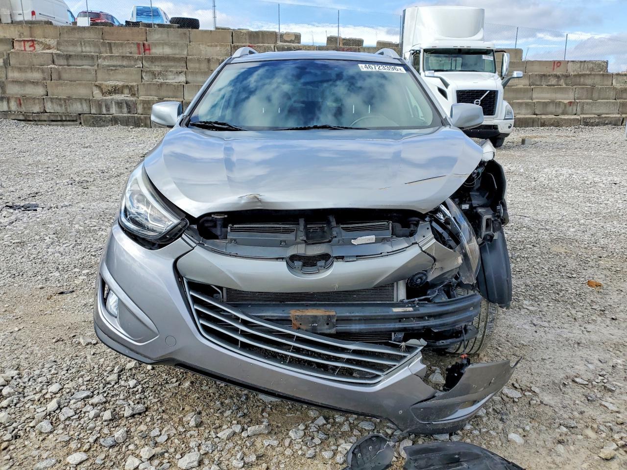 2015 HYUNDAI TUCSON