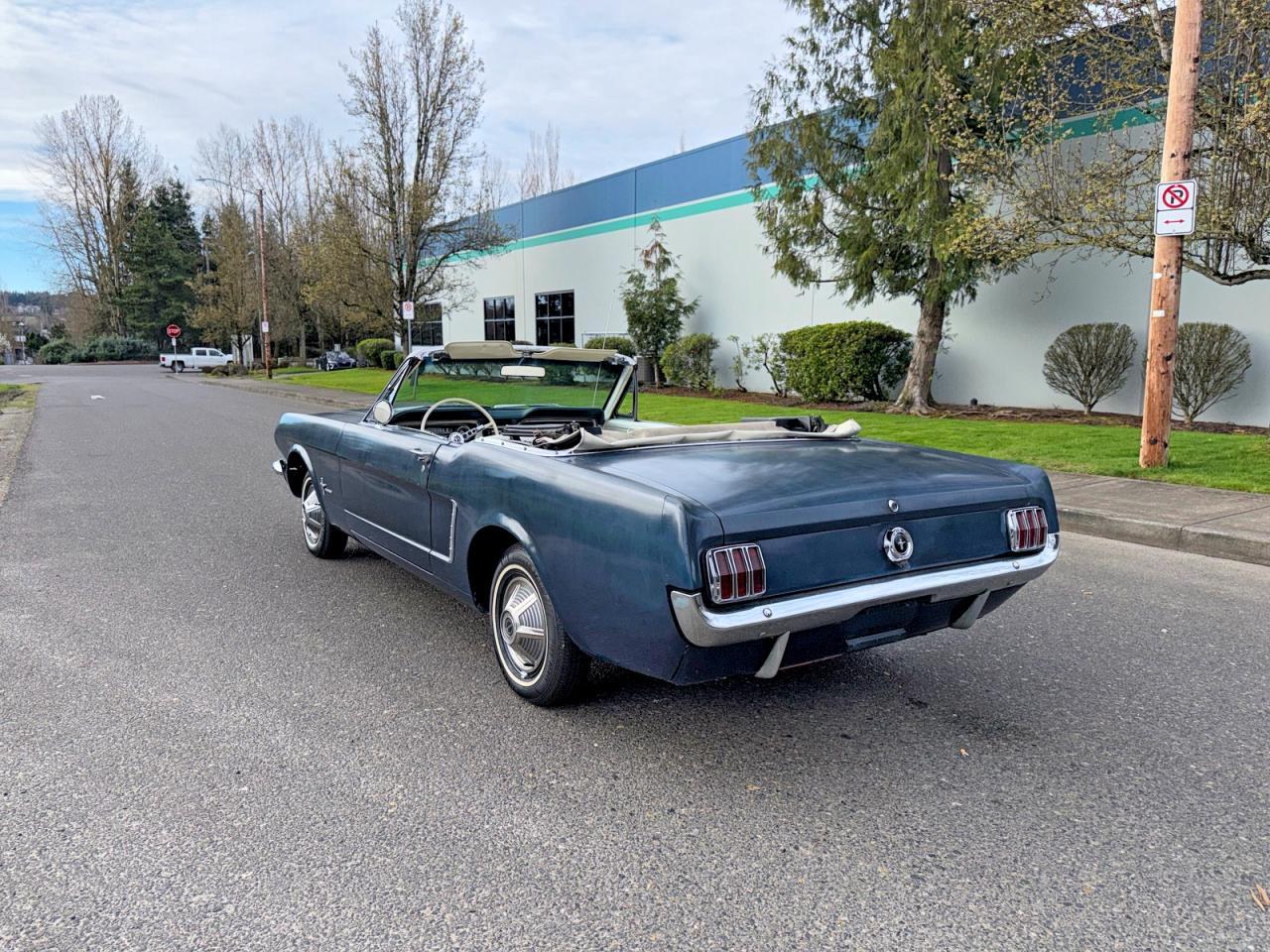 1965 FORD MUSTANG