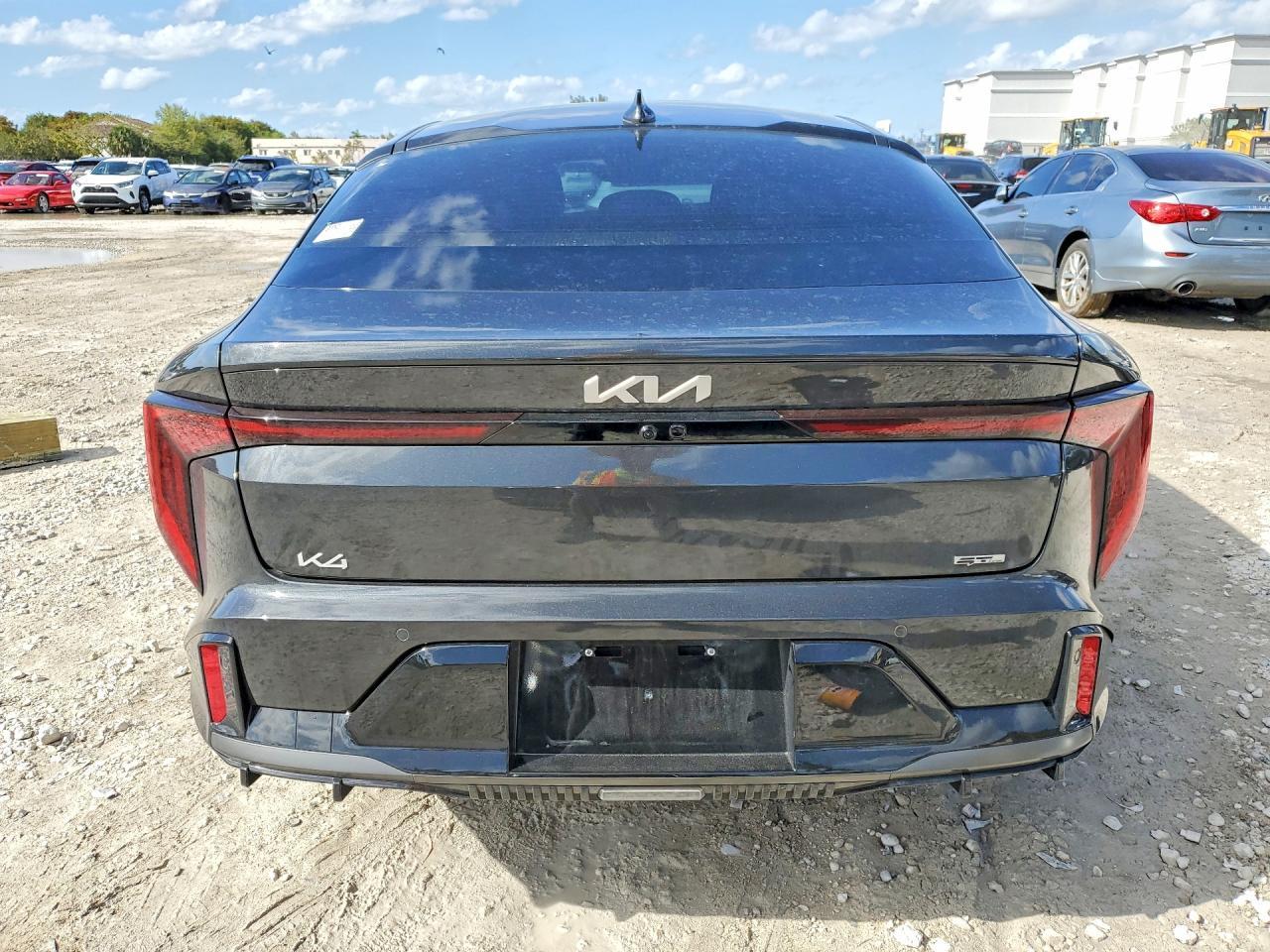 2025 KIA K4